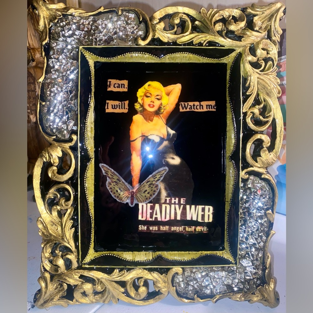 Custom vintage Frame with Marilyn